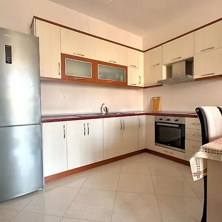 Sea View Lungomare Apartment Vlore